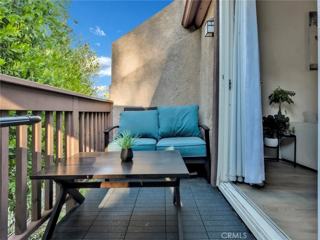 Additional image 53 of 7050 Shoup Ave #225, Canoga Park, CA 91303