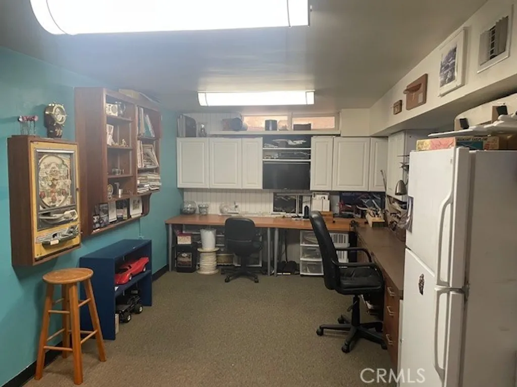 Additional image 31 of 267 Nieto Avenue, Long Beach, CA 90803