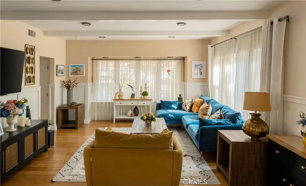 Additional image 43 of 1065 Locust St, Pasadena, CA 91106