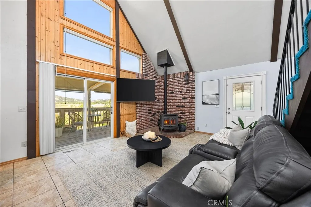 Additional image 8 of 23740 Lakeview Dr, Tehachapi, CA 93561