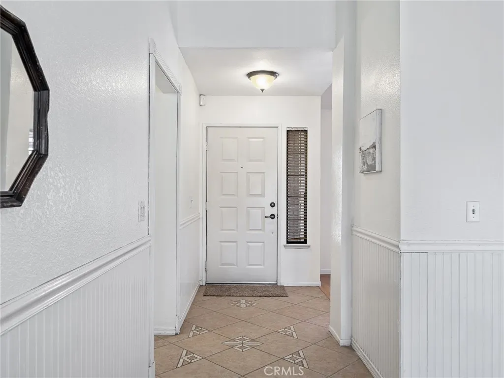 13411 Ivanpah Rd, Apple Valley, CA 92308 photo 5