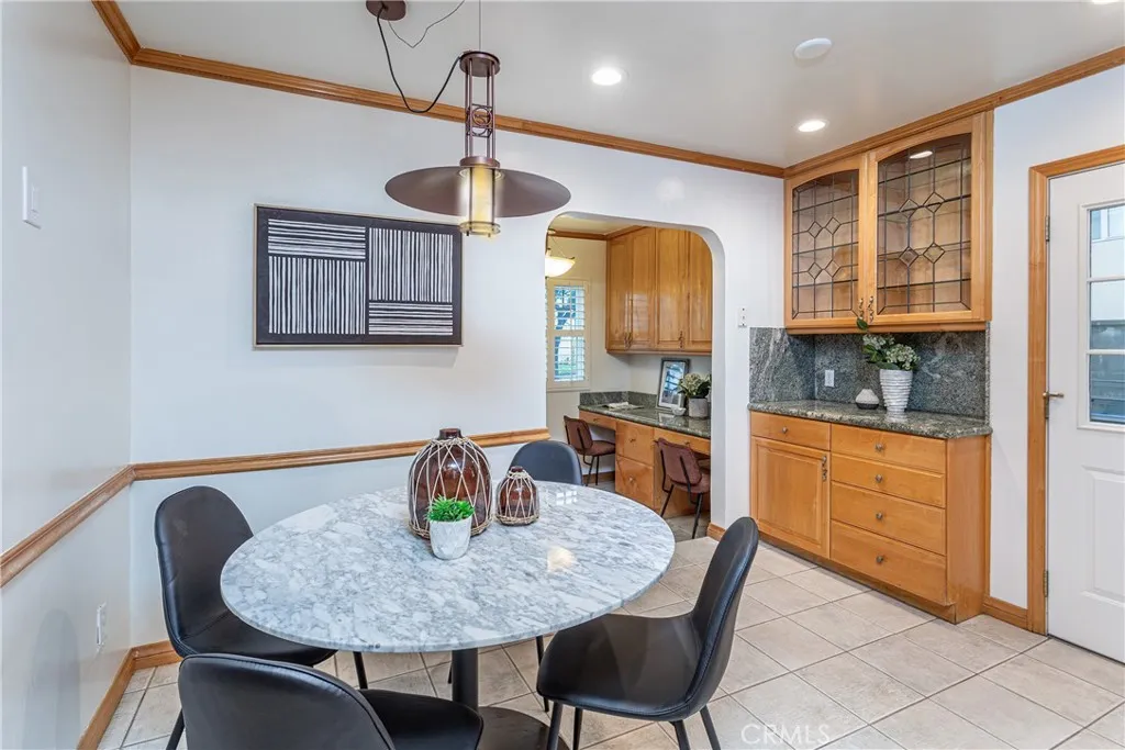 Additional image 10 of 842 Cornell Dr, Burbank, CA 91504