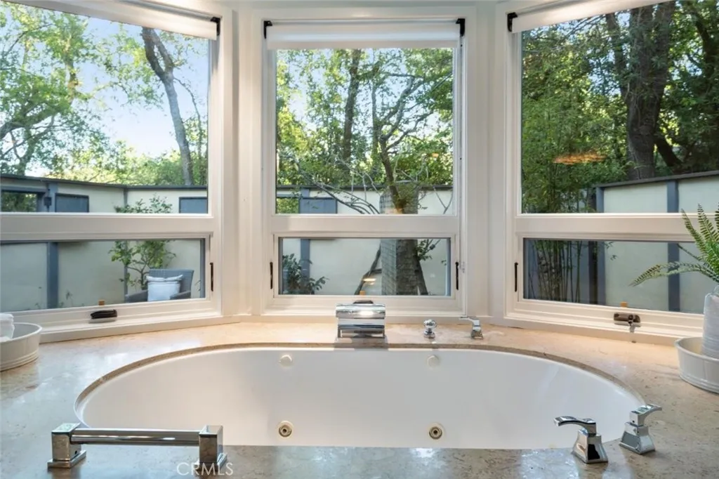 Additional image 13 of 176 Los Trancos Cir, Portola Valley, CA 94028