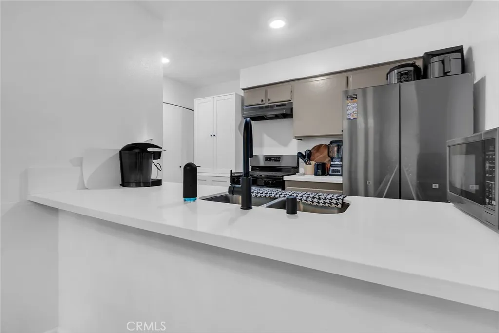 Additional image 3 of 14025 Bayside Drive, Norwalk, CA 90650