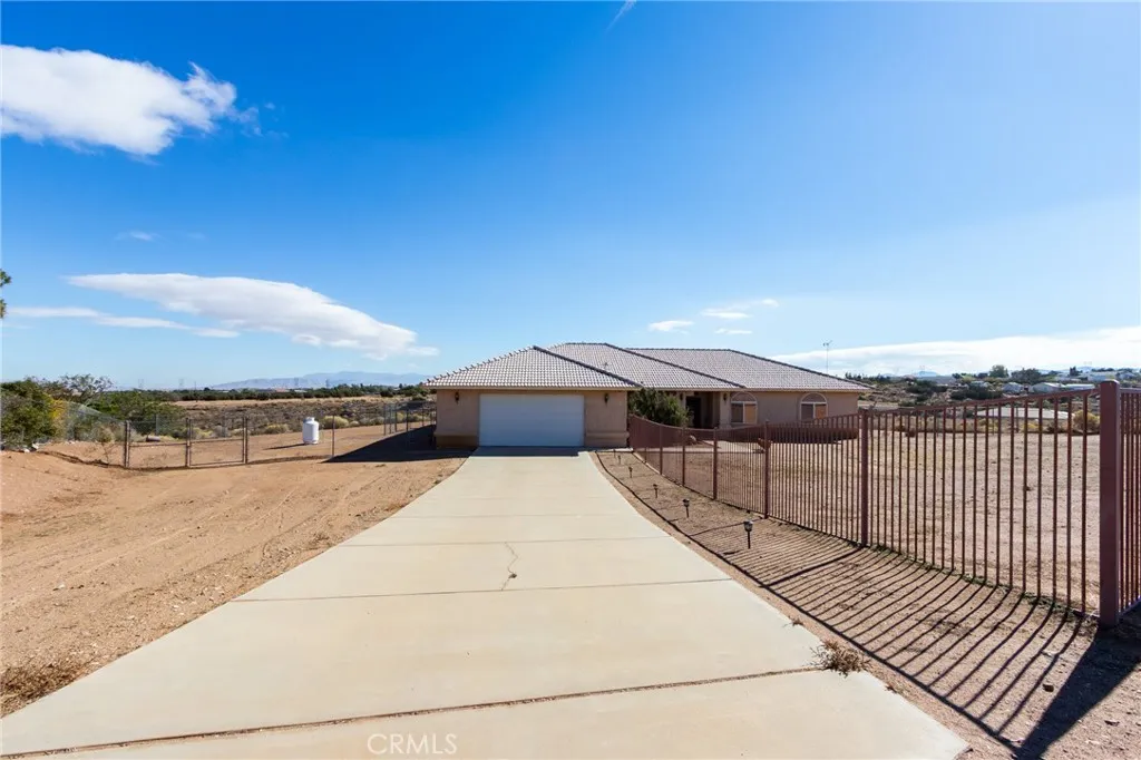 Additional image 4 of 8605 Cantel Court, Oak Hills, CA 92344