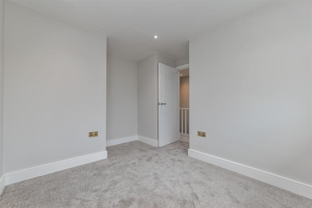 Additional image 22 of Wych Elms, Park Street