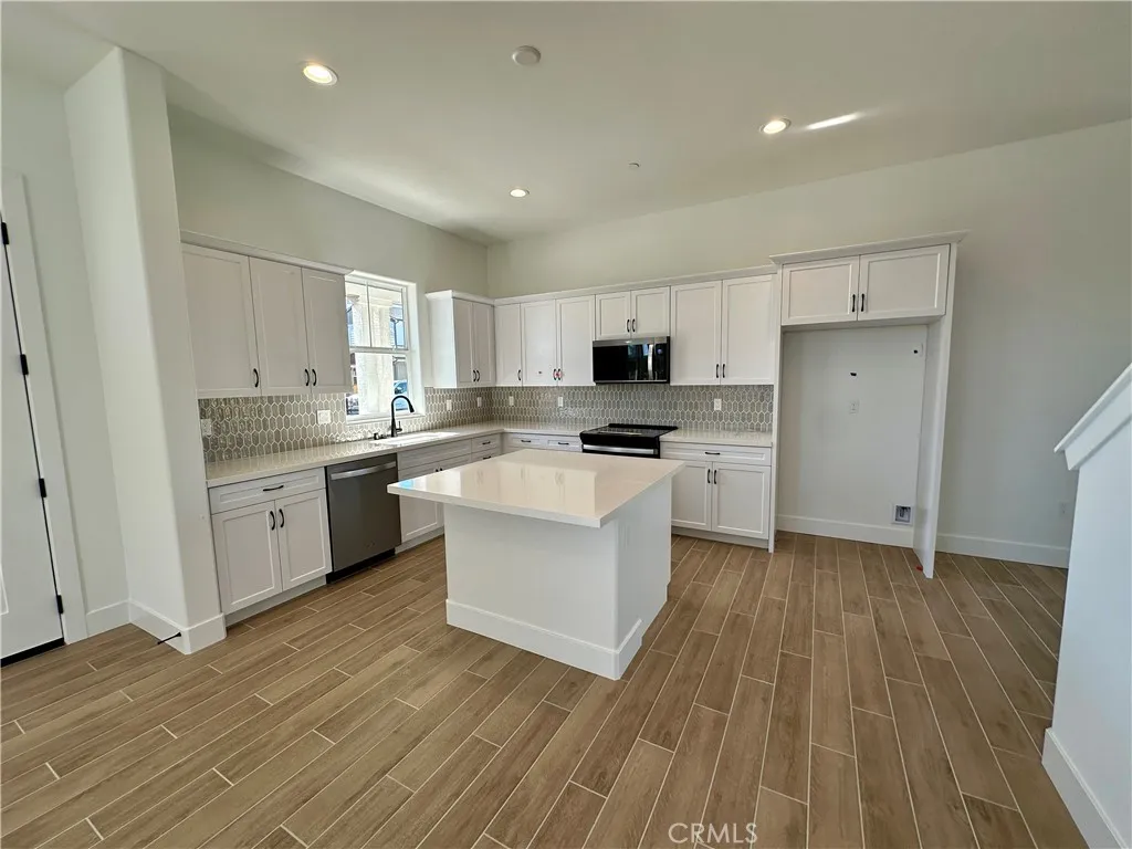 Additional image 8 of 228 Foxtrot Court, San Luis Obispo, CA 93401