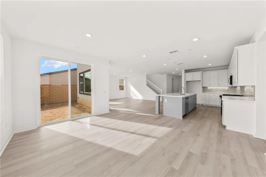 Additional image 92 of 30140 Crestline Court, Castaic, CA 91384