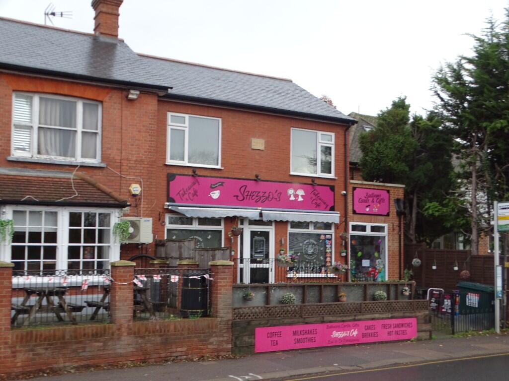 Additional image 2 of 106a Lower Luton Road, Harpenden, Hertfordshire, AL5