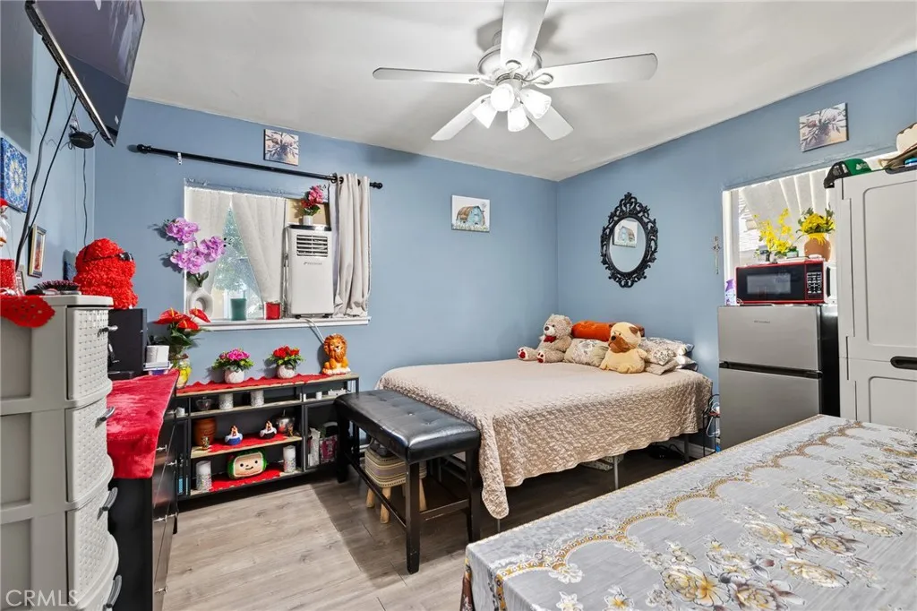 Additional image 16 of 340 E Shamrock St, Rialto, CA 92376