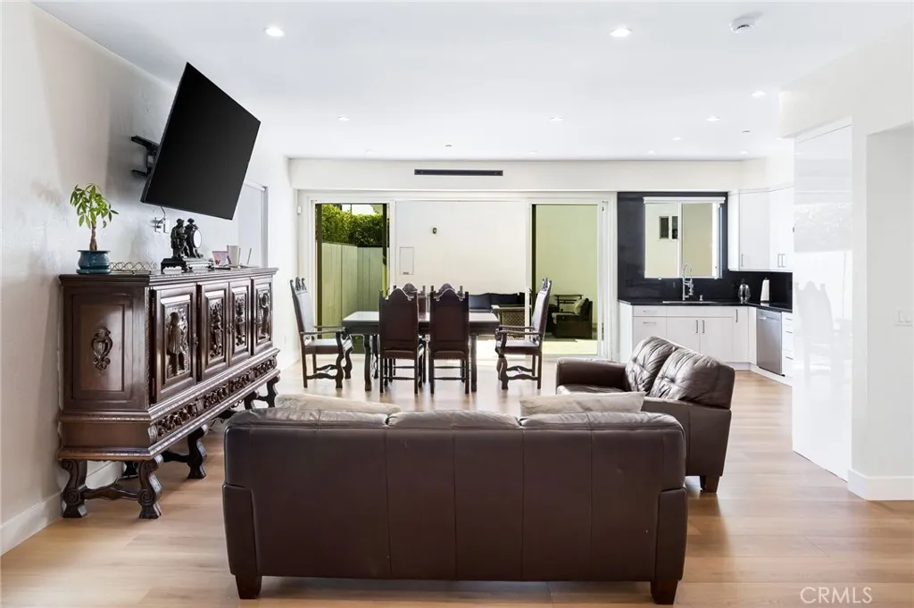 Additional image 10 of 2031 N Pass Ave, Burbank, CA 91505