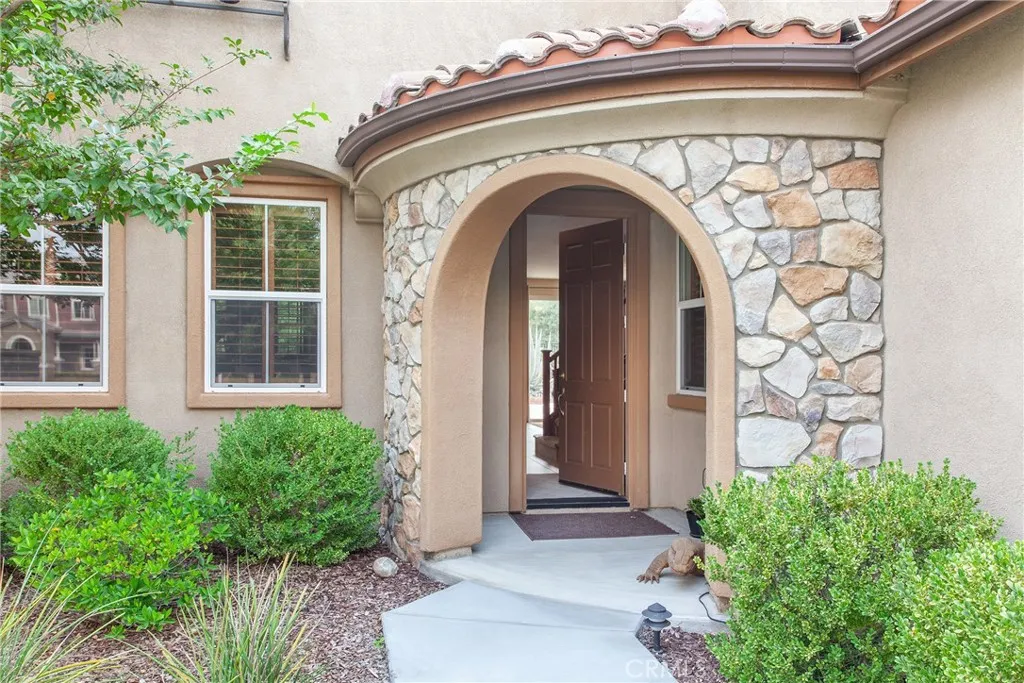 Additional image 3 of 28167 Samantha Court, Saugus, CA 91350