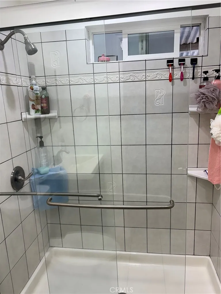 Additional image 54 of 12233 Compton Avenue, Los Angeles, CA 90059