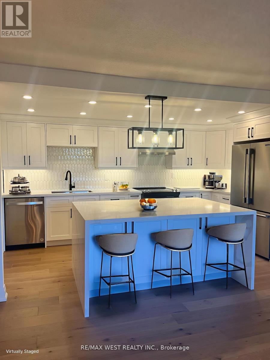 Property image for 304 - 1535 LAKESHORE ROAD E|Mississauga (Lakeview), Ontario L5E3E2