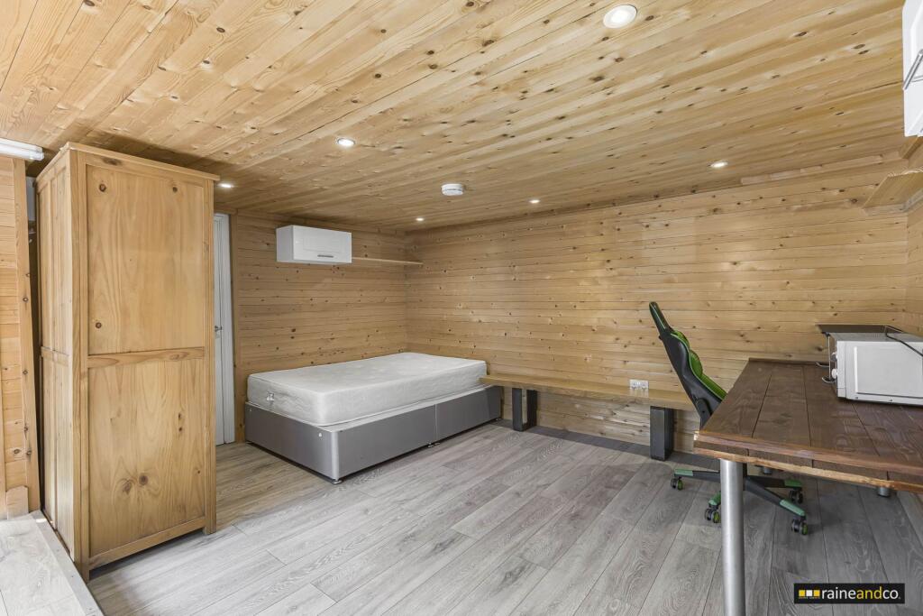 Additional image 24 of Aldykes, Hatfield