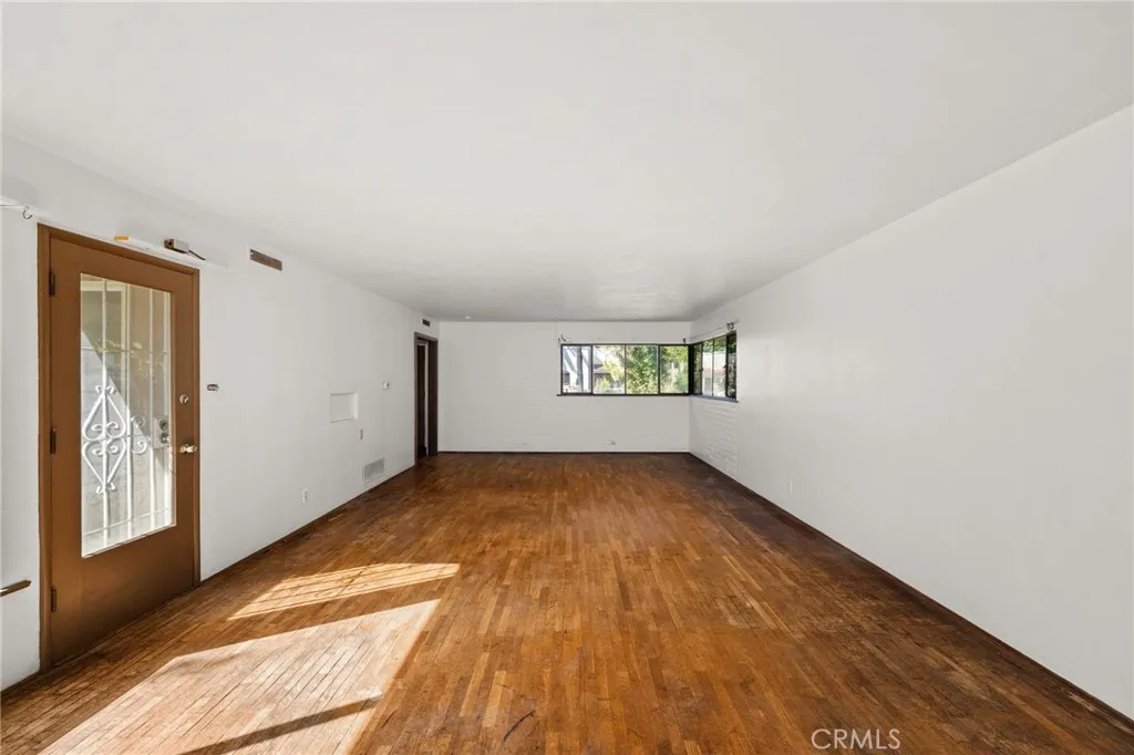 Additional image 8 of 3024 Pine St, Riverside, CA 92501