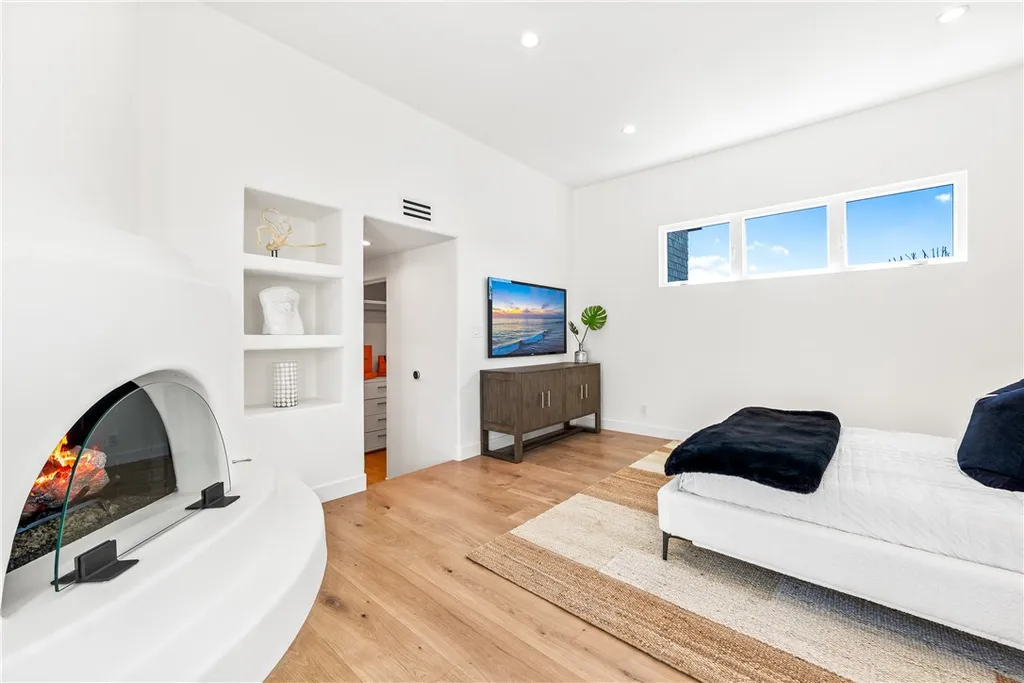 Additional image 33 of 541 4th, Manhattan Beach, CA 90266