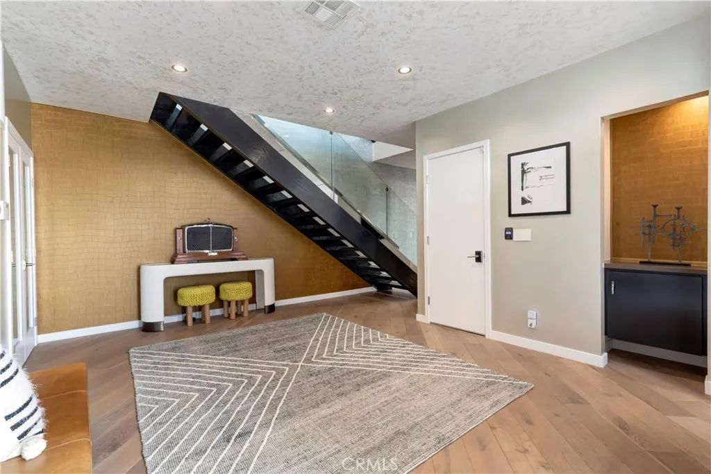 Additional image 57 of 11698 Picturesque, Studio City, CA 91604