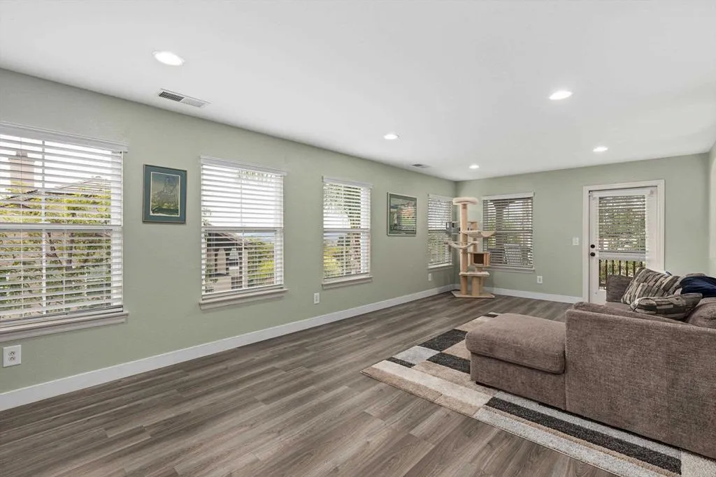 Additional image 121 of 1156 Via Vera Cruz, San Marcos, CA 92078