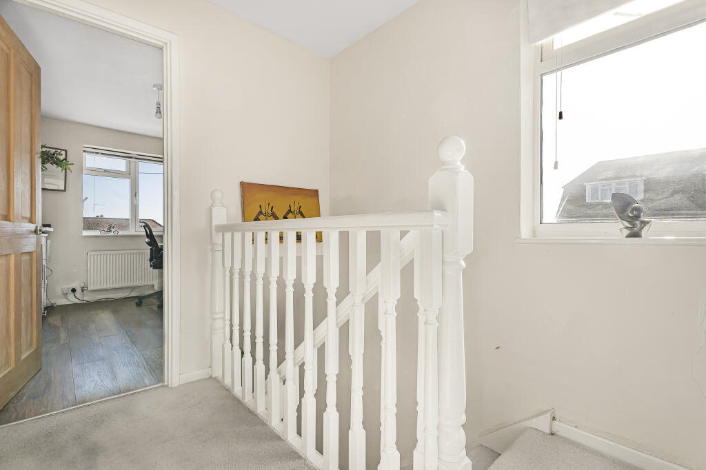 Additional image 19 of Ringway Road, Park Street, St Albans, AL2