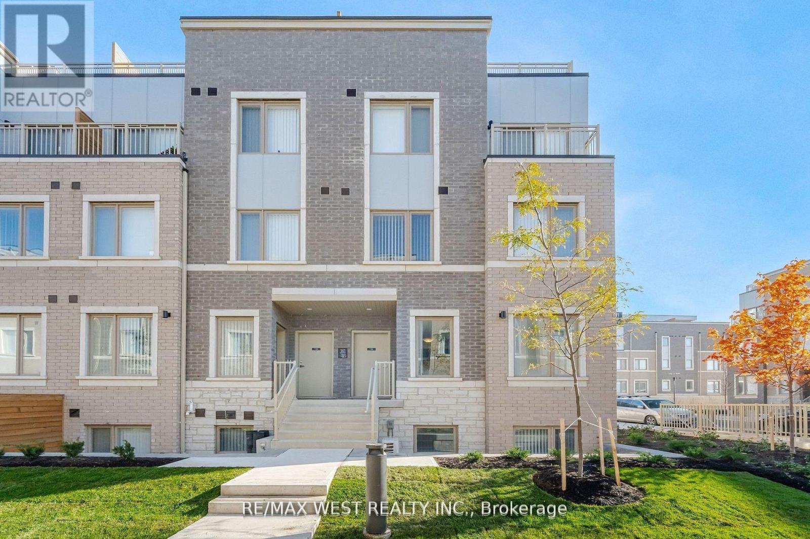 Property image for 195 - 141 HONEYCRISP CRESCENT|Vaughan (Concord), Ontario L4K5Z8