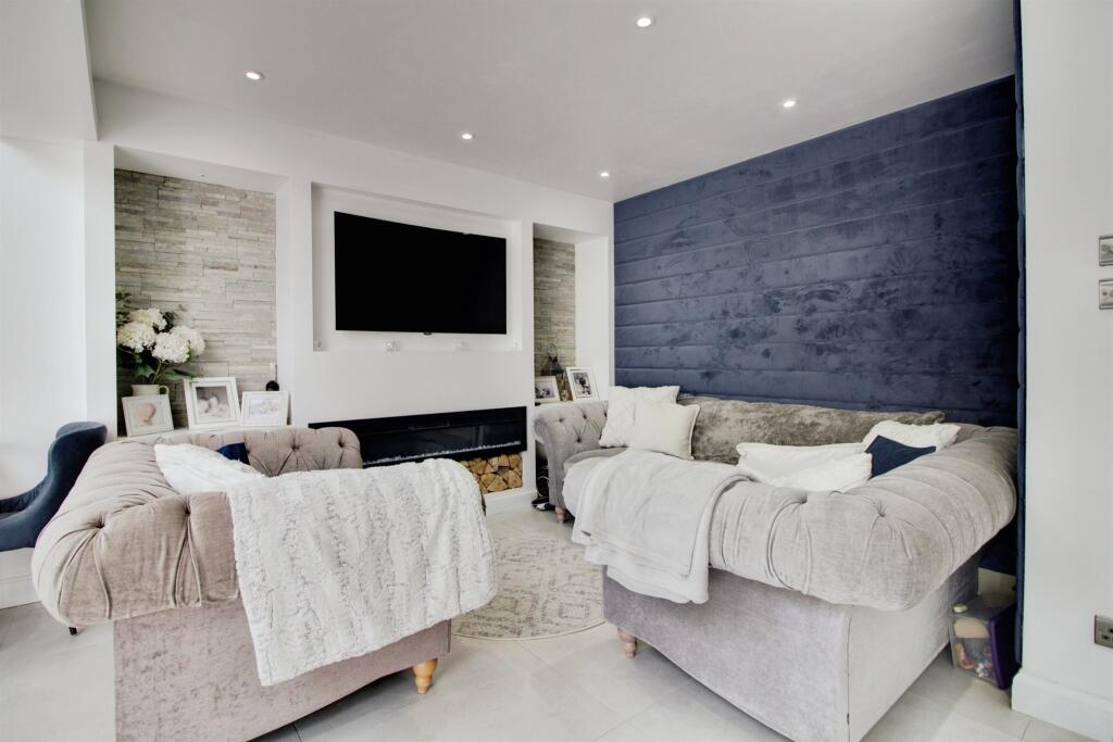 Additional image 7 of Selwyn Drive, Hatfield