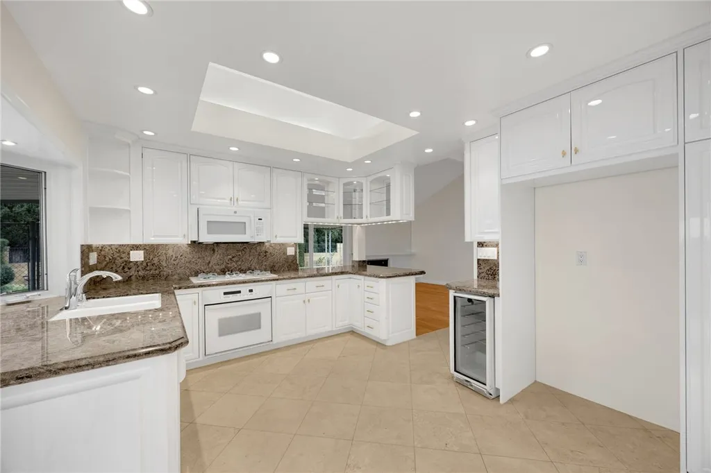 Additional image 36 of 485 Castlegate Ln, Brea, CA 92821