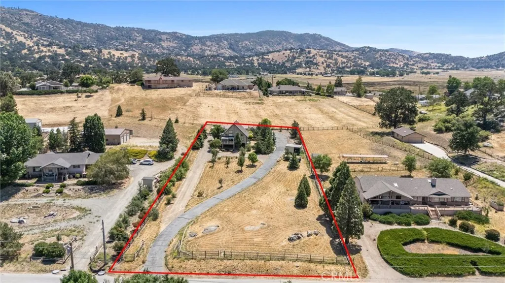 Additional image 43 of 23740 Lakeview Dr, Tehachapi, CA 93561