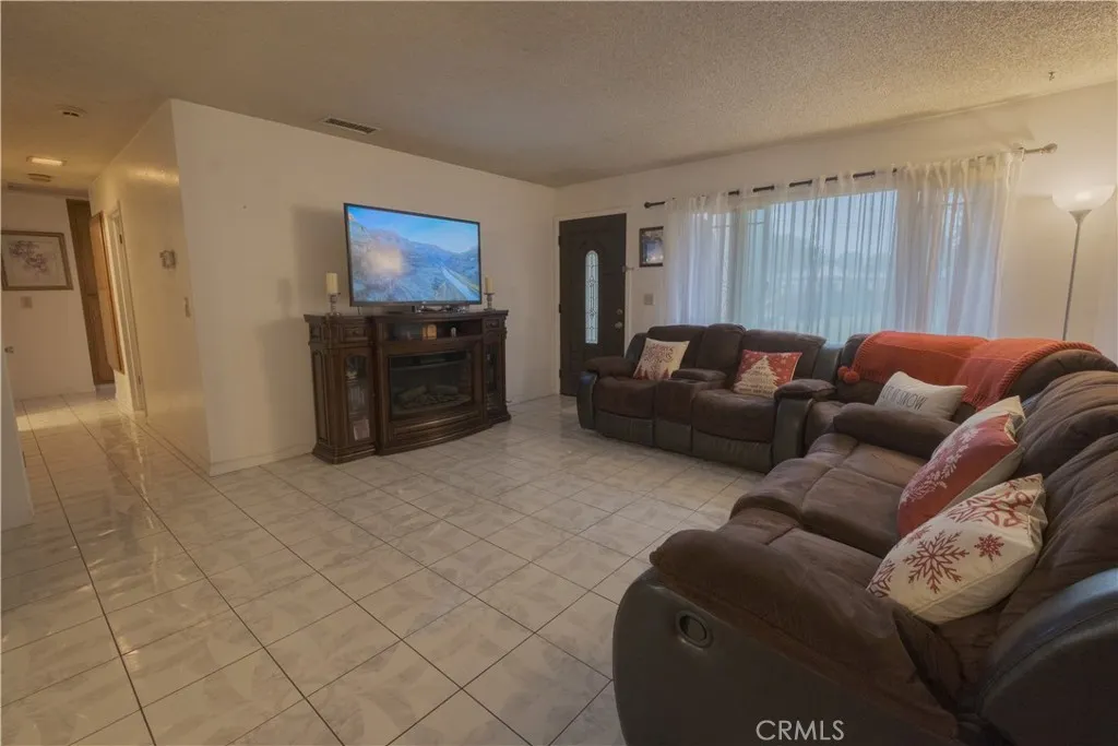 Additional image 46 of 10768 Campbell Avenue, Riverside, CA 92505