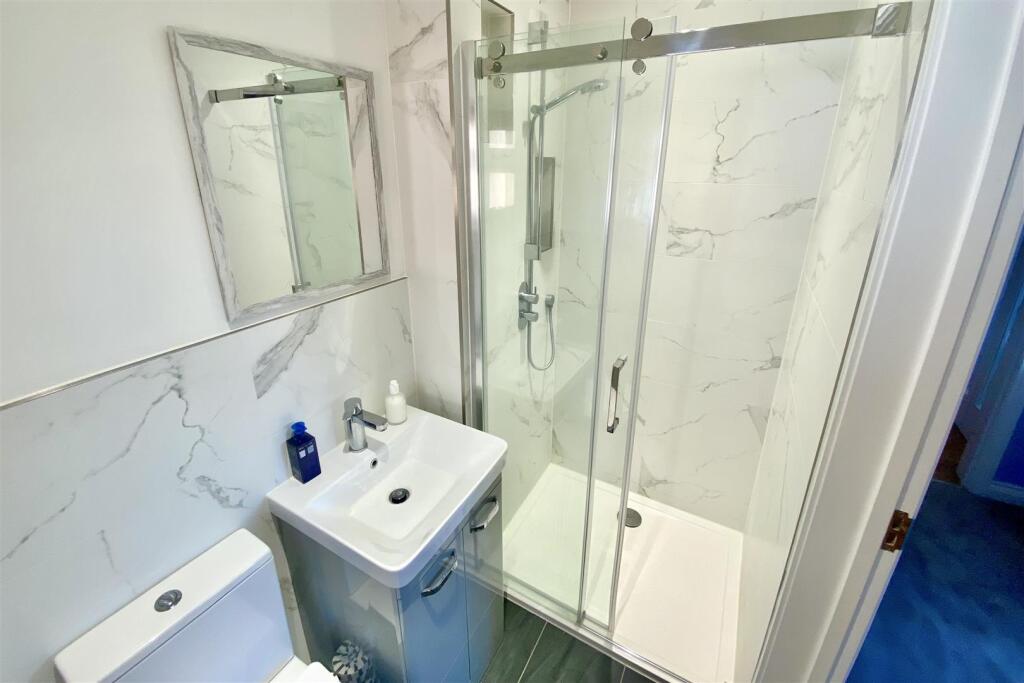 Additional image 9 of ,Mount Drive, Park Street, St. Albans, Hertfordshire, AL2