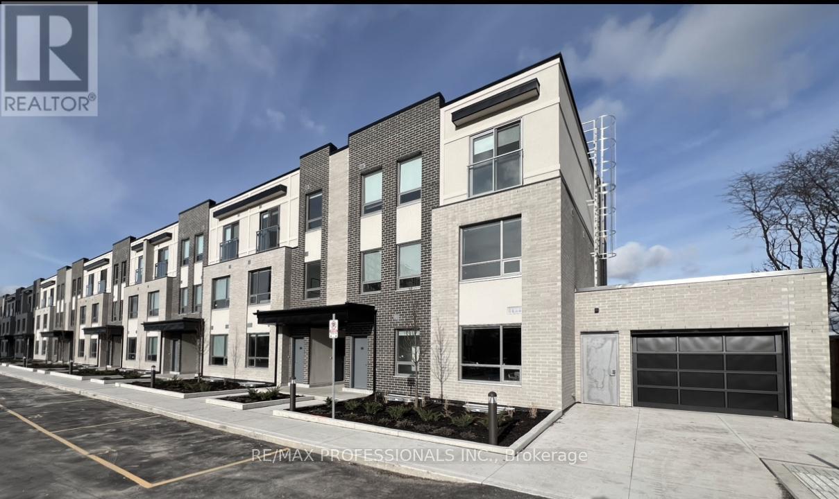 Property image for 109 - 62 DIXFIELD DRIVE|Toronto (Eringate-Centennial-West Deane), Ontario M9C3W1