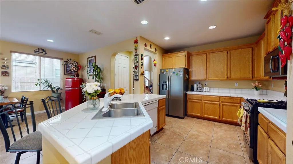 Additional image 10 of 1055 San Jose Ave, Madera, CA 93637