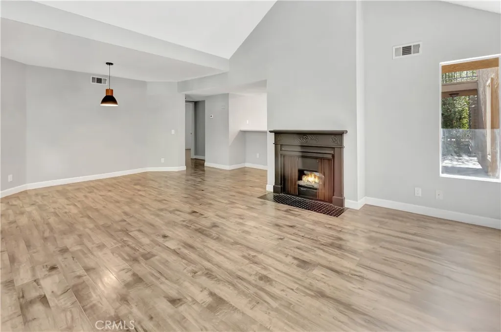 Additional image 11 of 645 Pacific Avenue Unit 315, Long Beach, CA 90802