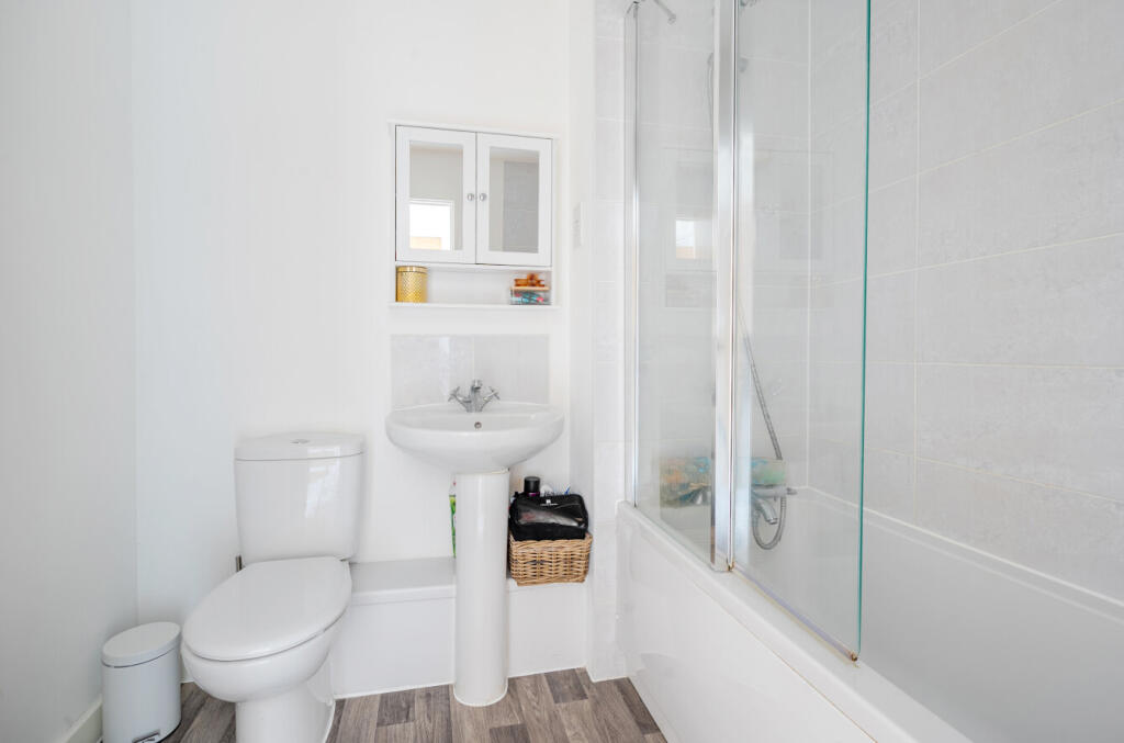 Additional image 7 of Claves Crescent, Welwyn Garden City, Hertfordshire