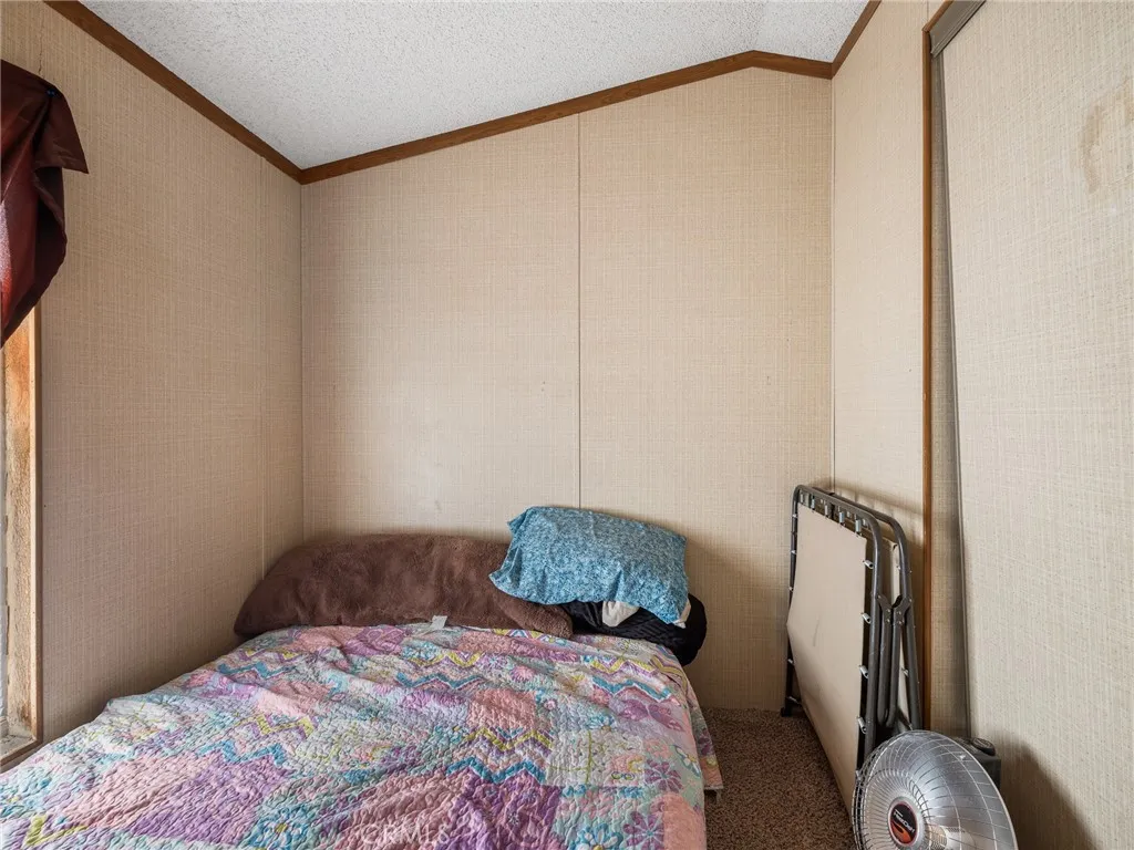 Additional image 11 of 39626 E End Road, Lucerne Valley, CA 92356