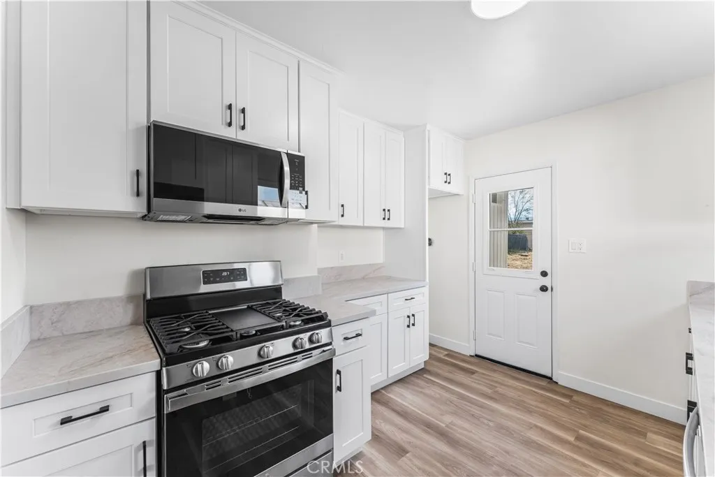 Additional image 17 of 42221 52nd St W, Lancaster, CA 93536