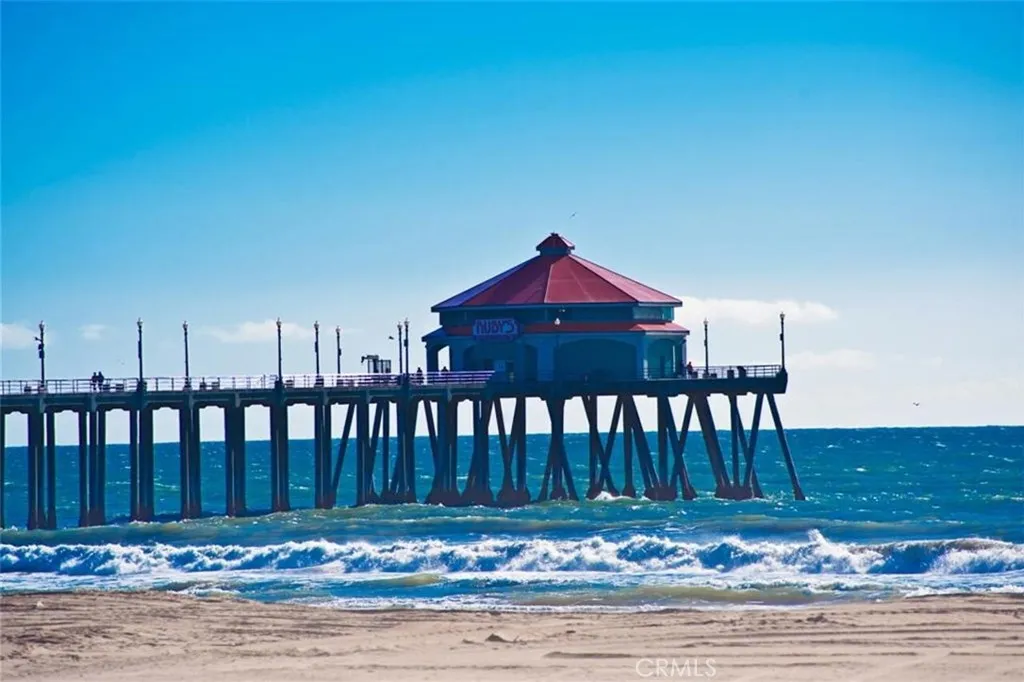 Additional image 72 of 4561 Warner Ave Unit 201, Huntington Beach, CA 92649