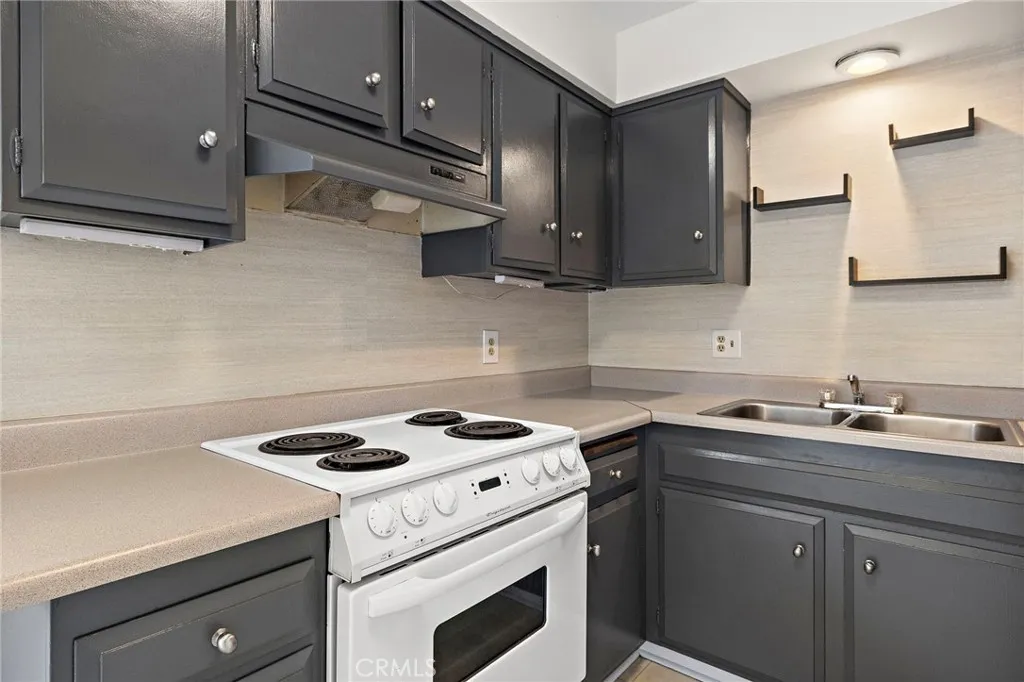 Additional image 8 of 10224 Holburn Drive, Huntington Beach, CA 92646