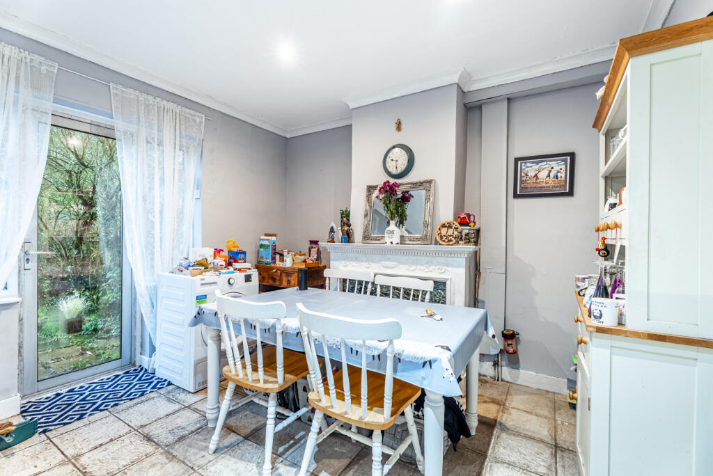 Additional image 5 of Peters Avenue, London Colney, St. Albans, Hertfordshire, AL2