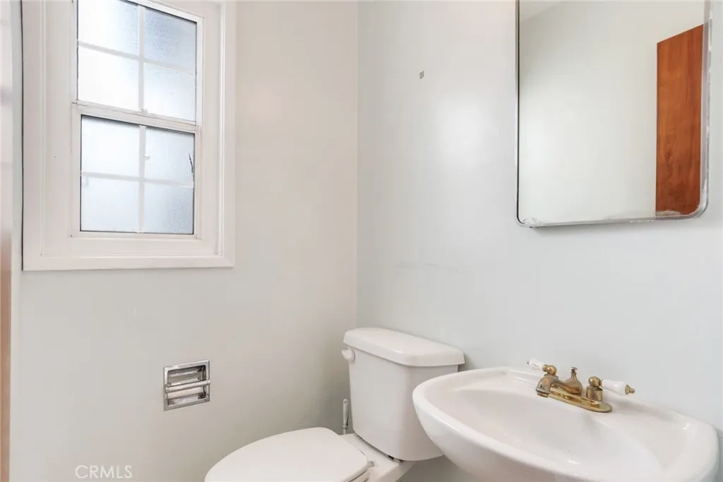 Additional image 48 of 1146 N Azusa, Azusa, CA 91702