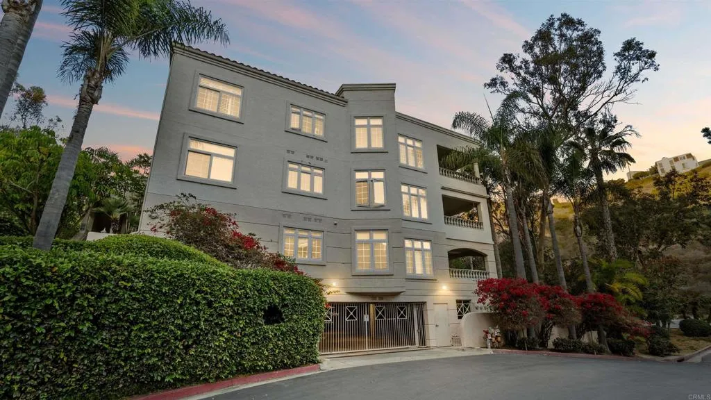 Additional image 7 of 2894 Torrey Pines Rd, La Jolla, CA 92037