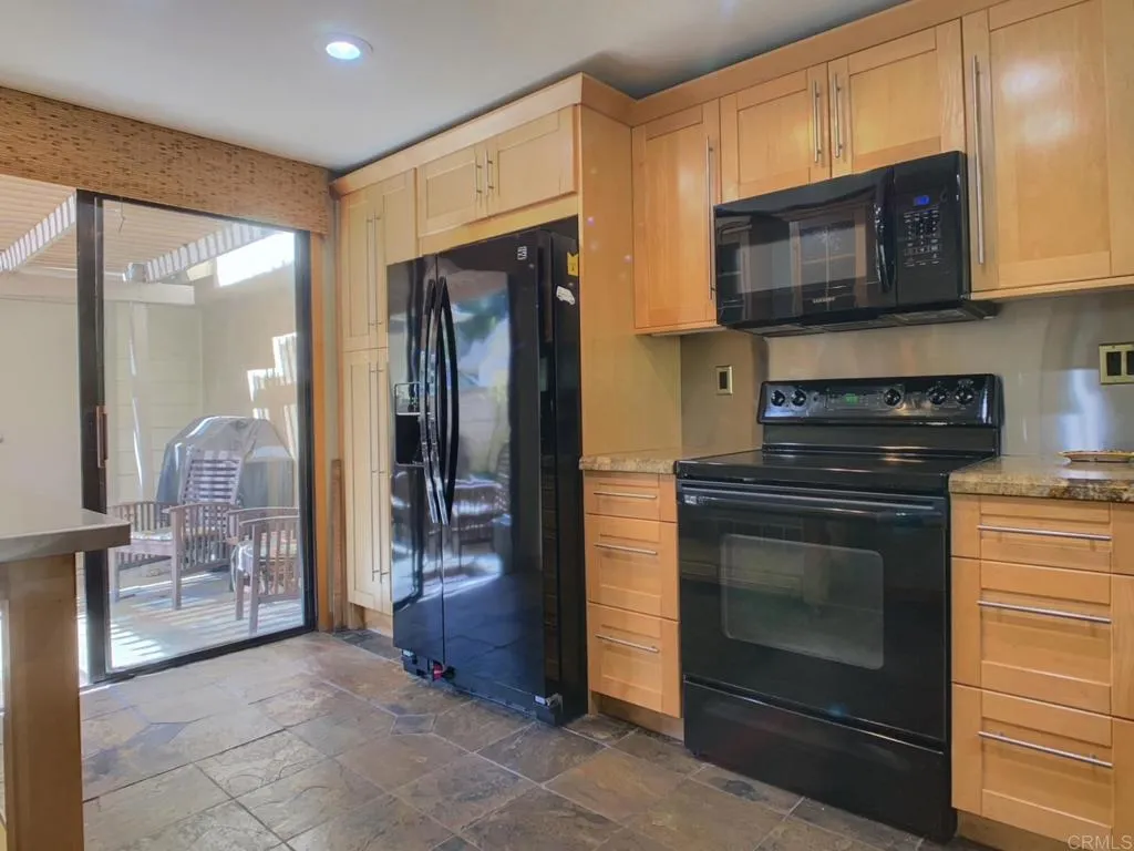 Additional image 8 of 10473 Crosscreek Ter, San Diego, CA 92131