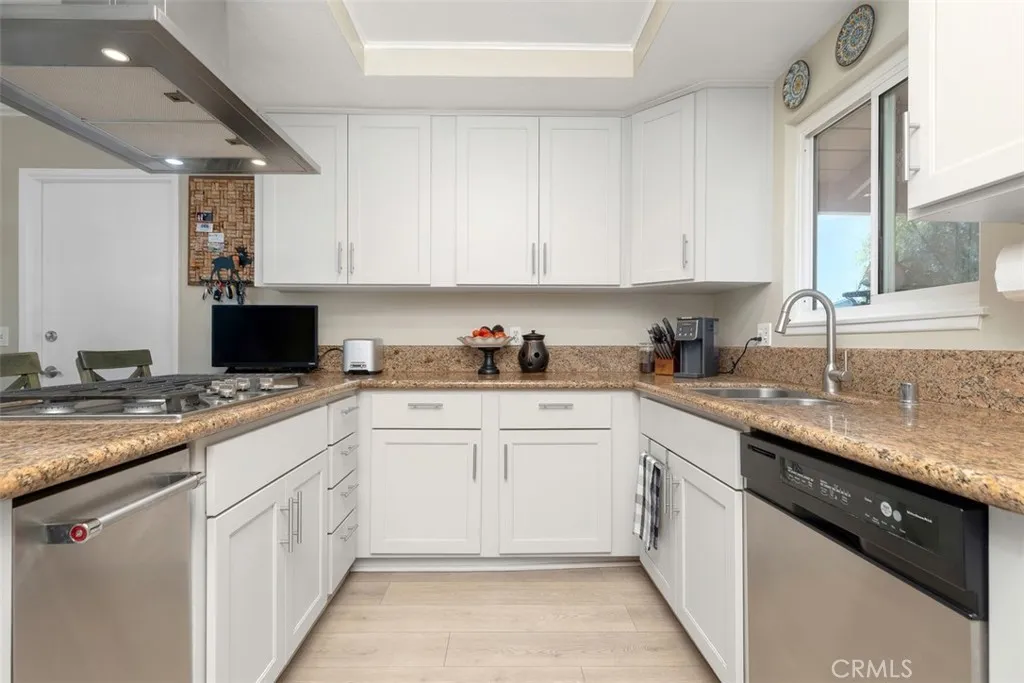 Additional image 14 of 6271 Reubens Dr, Huntington Beach, CA 92647