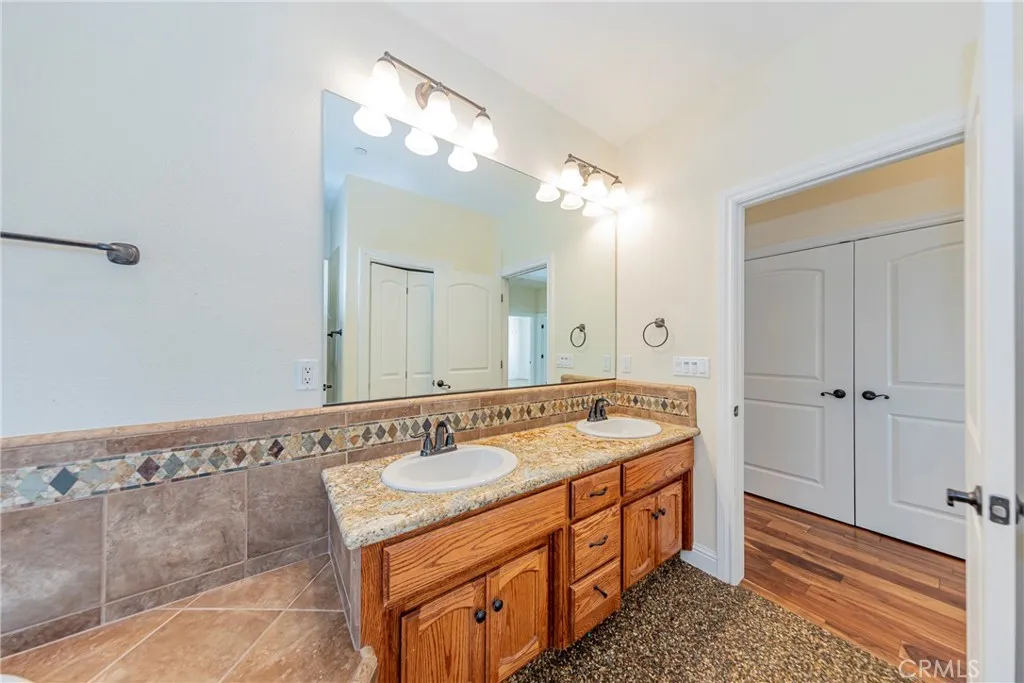 Additional image 130 of 33099 Road 800, Raymond, CA 93653