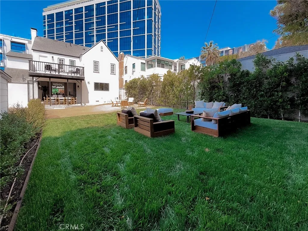 Additional image 139 of 1012 Cory Avenue, West Hollywood, CA 90069