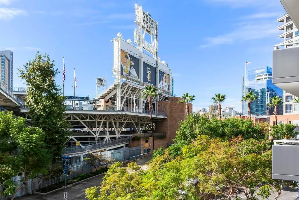 Additional image 31 of 253 10th Ave Unit 325, San Diego, CA 92101