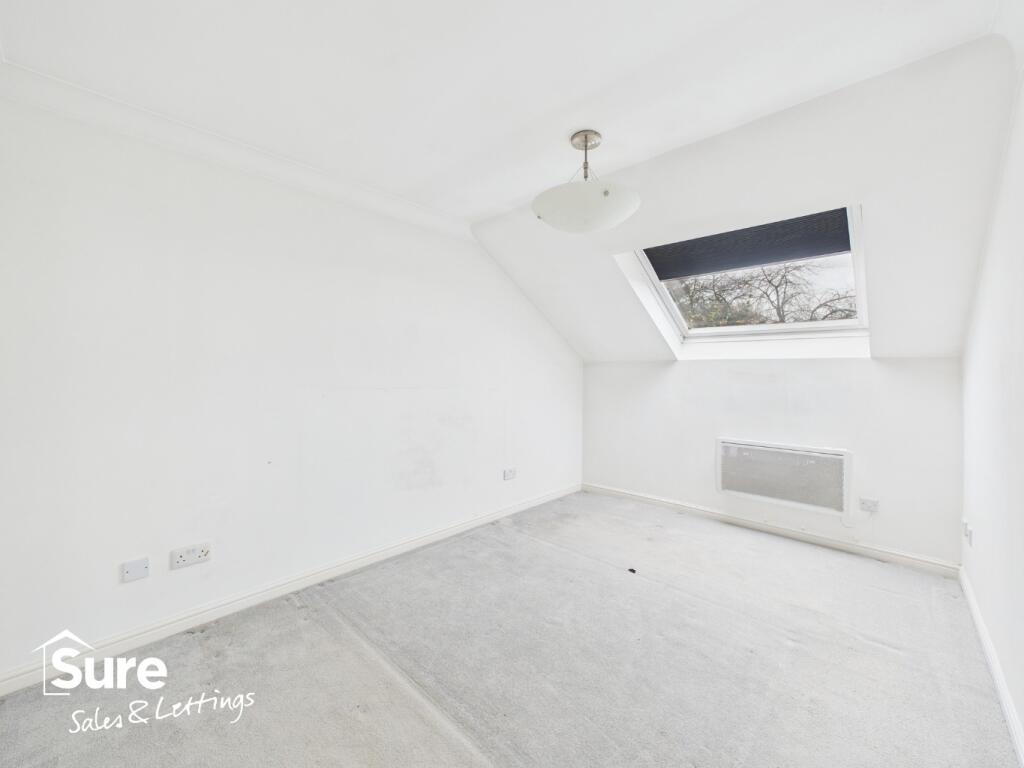 Additional image 10 of Ronald Court, Oakwood Road, Bricket Wood, St. Albans, Hertfordshire, AL2 3ET