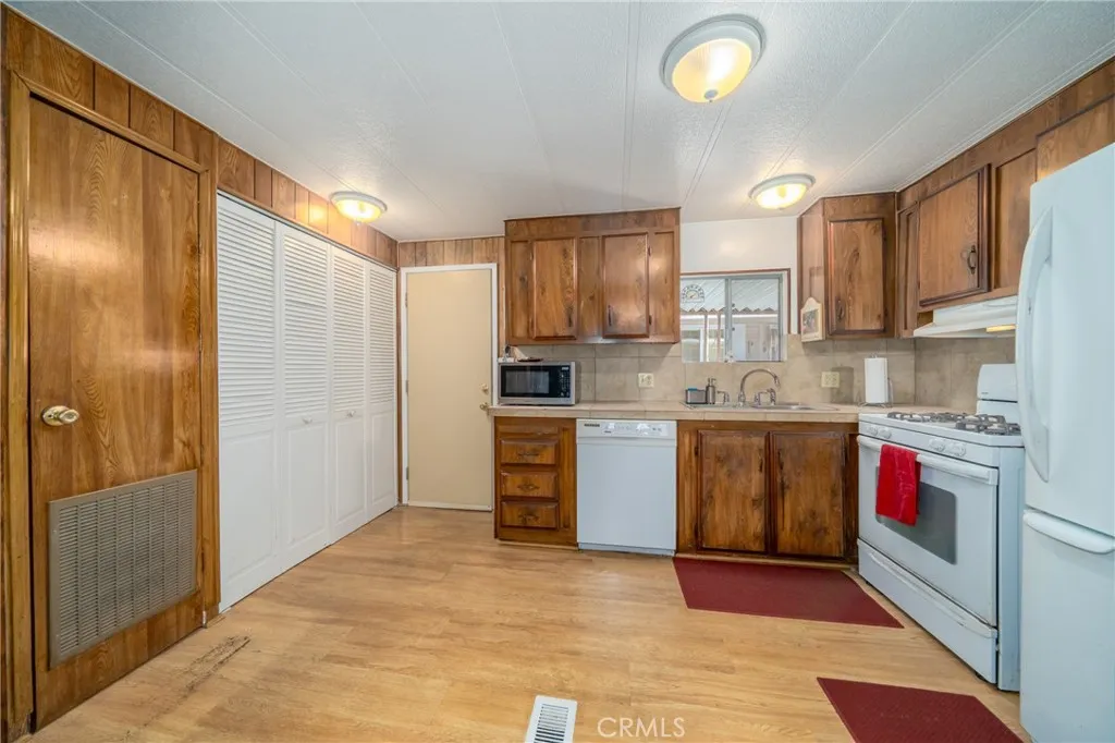 Additional image 5 of 5935 Live Oak Dr Unit 25, Kelseyville, CA 95451