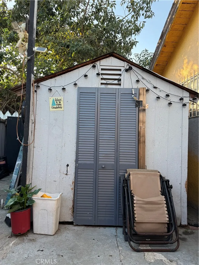 Additional image 27 of 800 W 97th St, Los Angeles, CA 90044