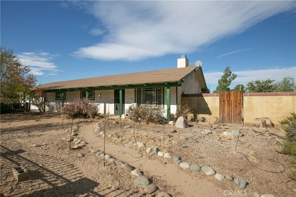 Additional image 17 of 1135 E Nugent St, Lancaster, CA 93535